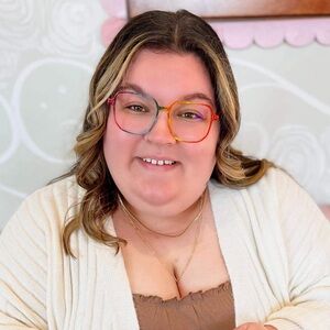 Meet your Posher, Lindsey